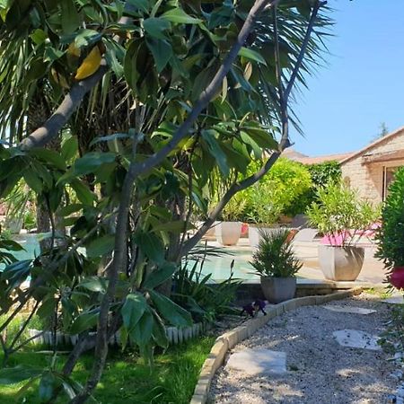 Villa Solary Le Pontet  Zewnętrze zdjęcie