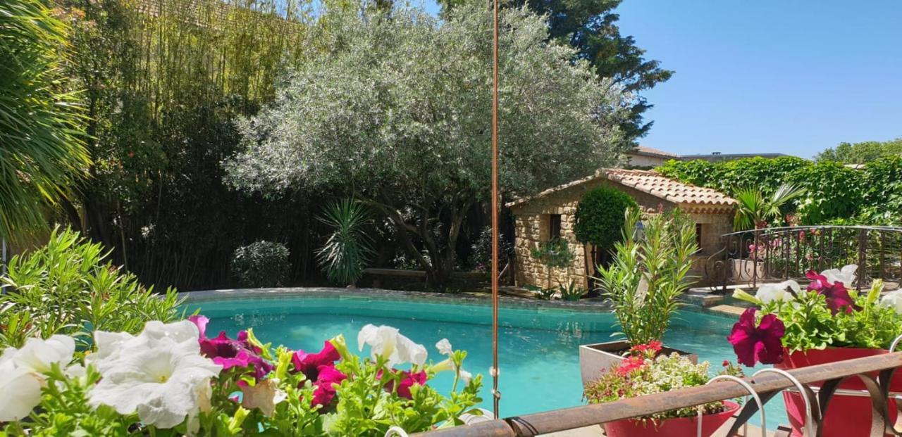 Villa Solary Le Pontet  Zewnętrze zdjęcie
